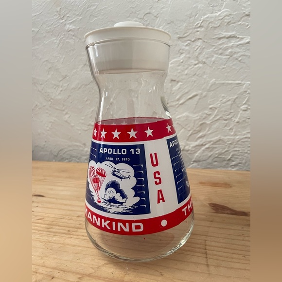 8 Vintage Collectable NASA whiskey glasses & pitcher - Picture 12 of 14